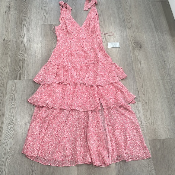 WAYF DRESS - Picture 2 of 3